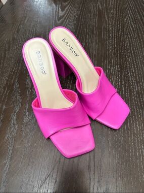 BAMBOO Hot Pink Open-Toe Block Heel Mules